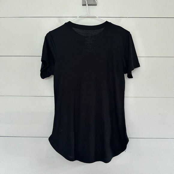 The Nightmare Before Christmas Women’s Medium Sandy Claws Graphic Tee - Picture 3 of 4